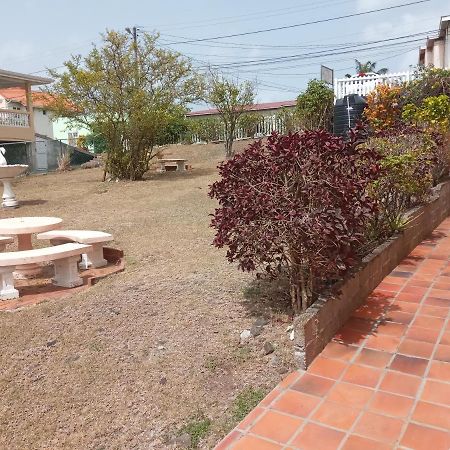 Aanola Villas Castries Exterior photo